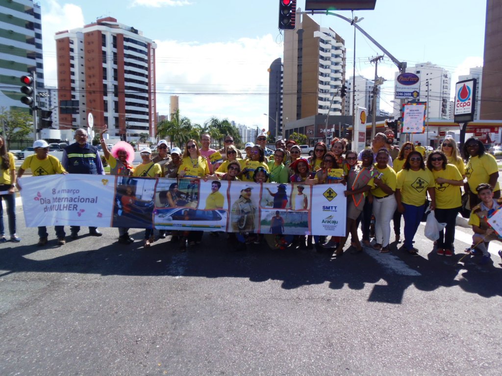 Dia Internacional da Mulher é comemorado com ação educativa - SMTT Aracaju